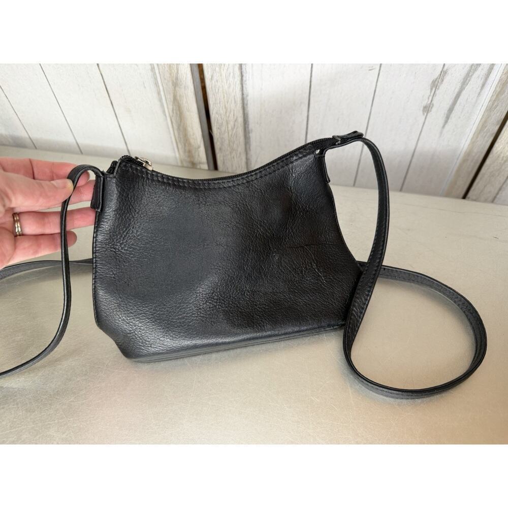 GH Bass Co Leather Shoulder Bag Womens Small Minimalist Black Top Zip